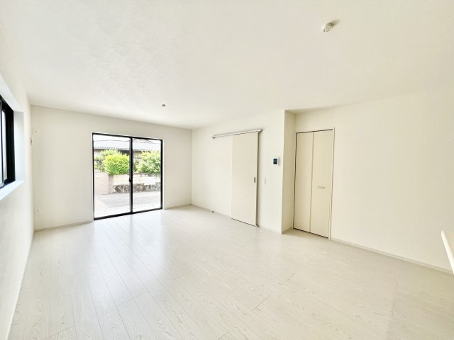 庭代台2期2号棟の居間・リビング