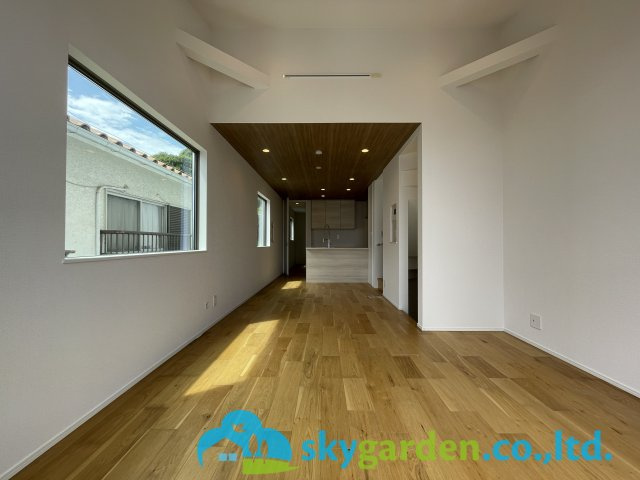 鎌倉市七里ガ浜2丁目　中古戸建の居間・リビング