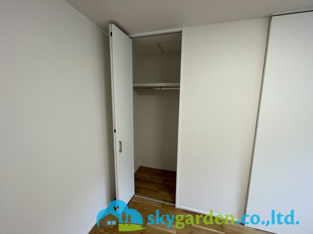 鎌倉市七里ガ浜2丁目　中古戸建の収納|小物を収納するのに便利です