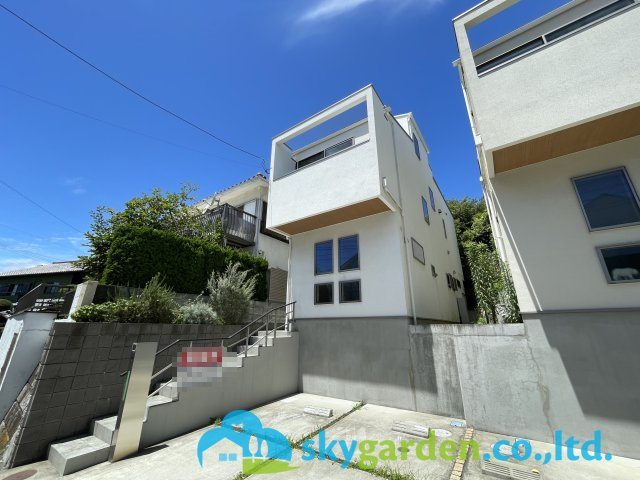 鎌倉市七里ガ浜2丁目　中古戸建