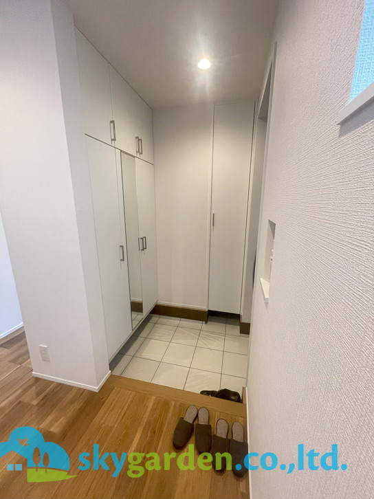 鎌倉市七里ガ浜2丁目　中古戸建の玄関|玄関です