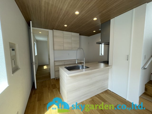 鎌倉市七里ガ浜2丁目　中古戸建のキッチン|リフォーム工事中