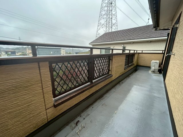 香取郡神崎町藤の台　中古戸建のバルコニー