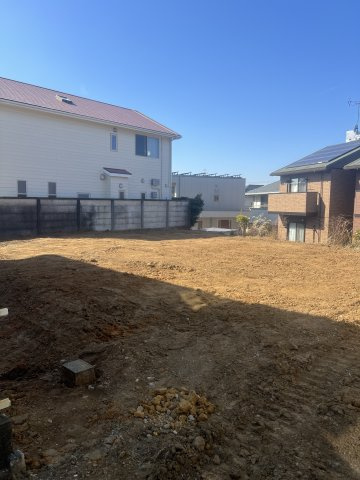 売地　豊橋市東小浜町の前面道路含む現地写真