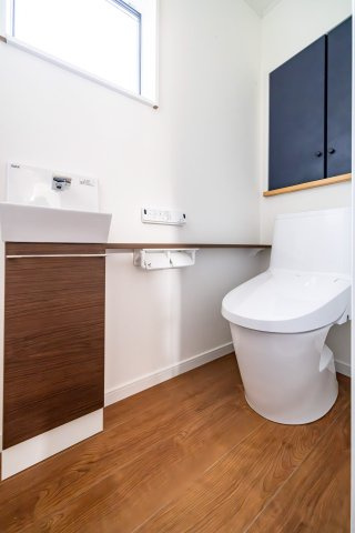 志摩井田原　中古戸建のトイレ