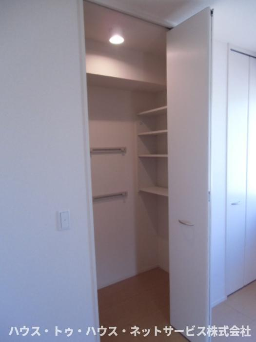 メルベーユおおたかの森　1号棟の収納