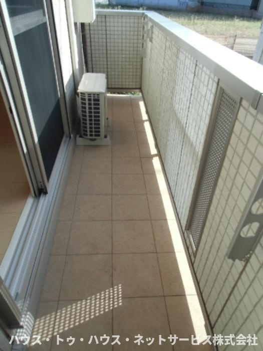 メルベーユおおたかの森　1号棟のバルコニー