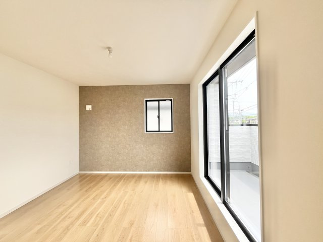 庭代台1期1号棟の玄関