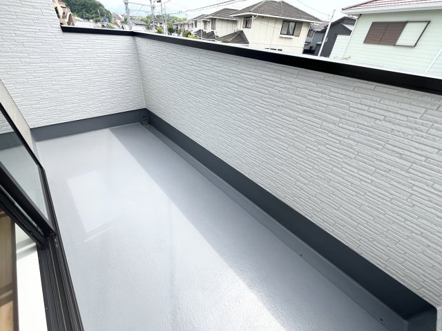 庭代台1期1号棟のバルコニー