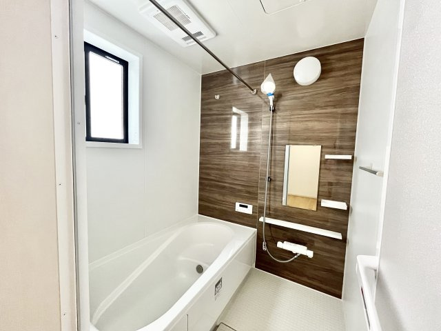 庭代台1期1号棟の浴室