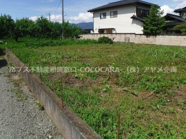 南アルプス市西野75.6坪土地の外観
