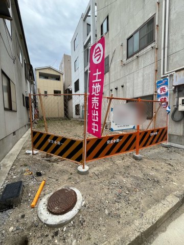 堺区熊野町東　売土地の前面道路含む現地写真