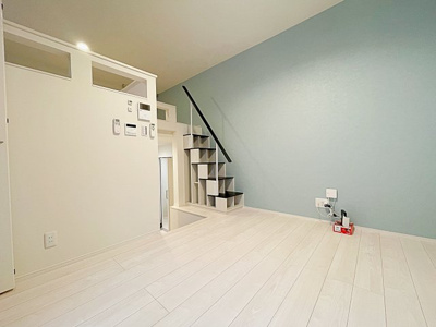 【居間・リビング】 | ルキシオン名古屋南【名古屋市賃貸・ロフト付】