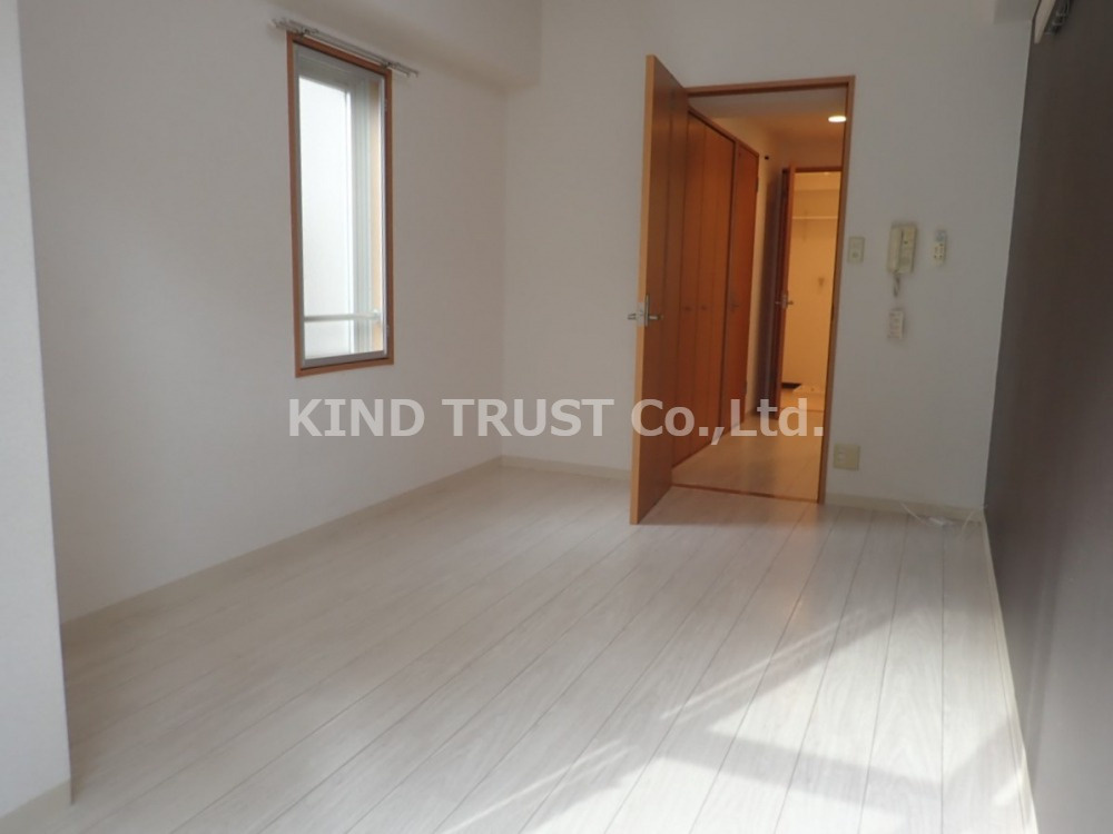 フジテラス南森町の居間・リビング|おしゃれな居間です