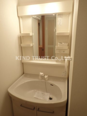 フジテラス南森町の洗面所|脱衣スペースもあります