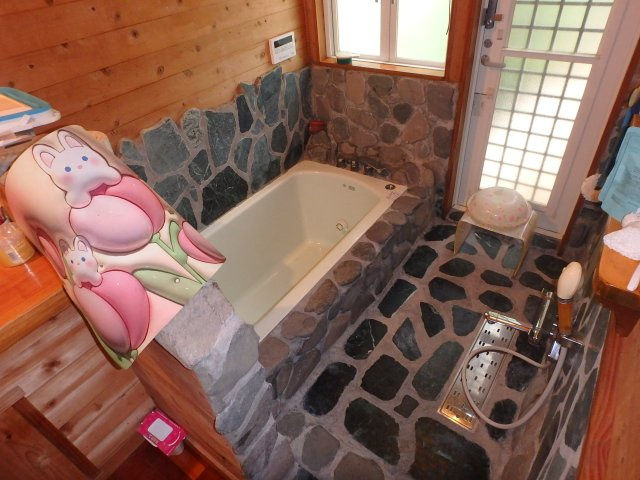 S1720H　吉佐美ログハウスの浴室