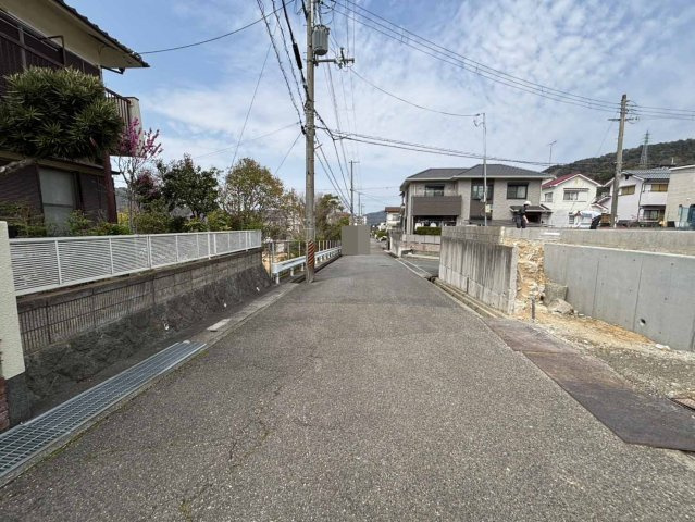 唐櫃台4丁目新築一戸建の前面道路含む現地写真|前面道路含む現地写真です