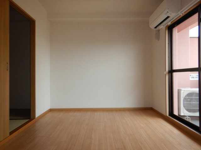 ネクスト倉田　西館の洋室|岡山市中区倉田　ネクスト倉田西館　3LDK　洋室