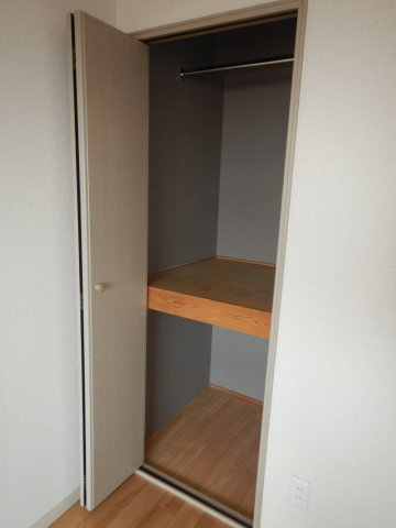 ネクスト倉田　西館の収納|岡山市中区倉田　ネクスト倉田西館　3LDK　収納