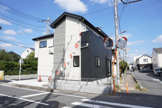 草加市北谷2丁目 新築分譲住宅の外観