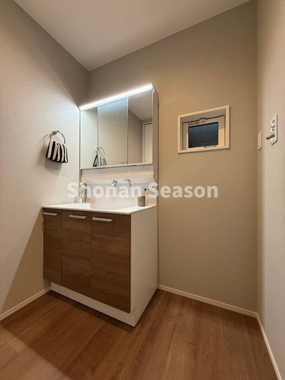 【独立洗面台】