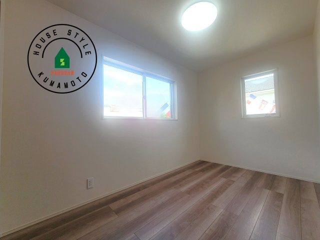 宇城市小川町北新田第6-2棟（2号棟）の寝室|主寝室には収納力に優れたクローゼットがありますので、お部屋もすっきり片付きます。