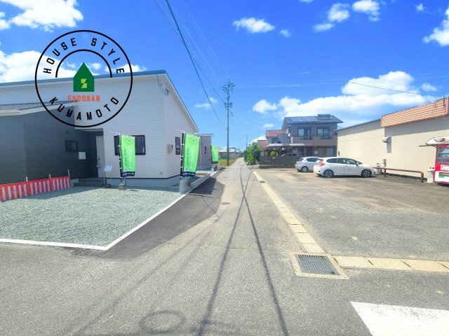 宇城市小川町北新田第6-2棟（2号棟）の前面道路含む現地写真|前面道路です。