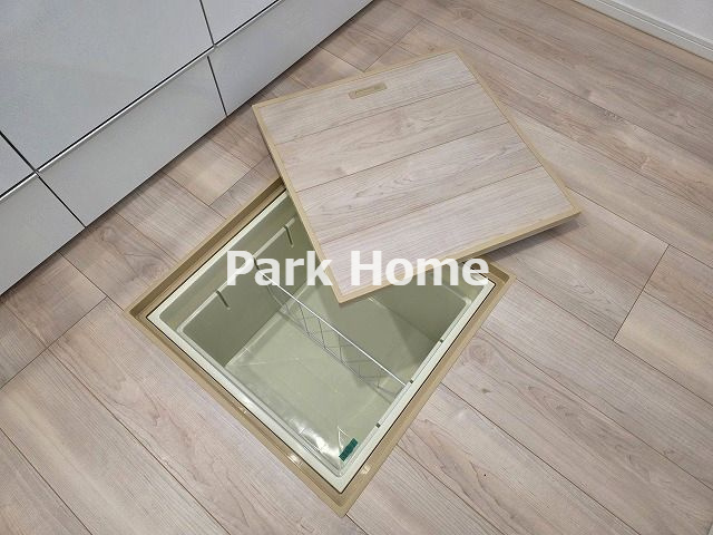 高知市薊野南町 -１号棟-新築戸建ての収納|キッチン床下収納