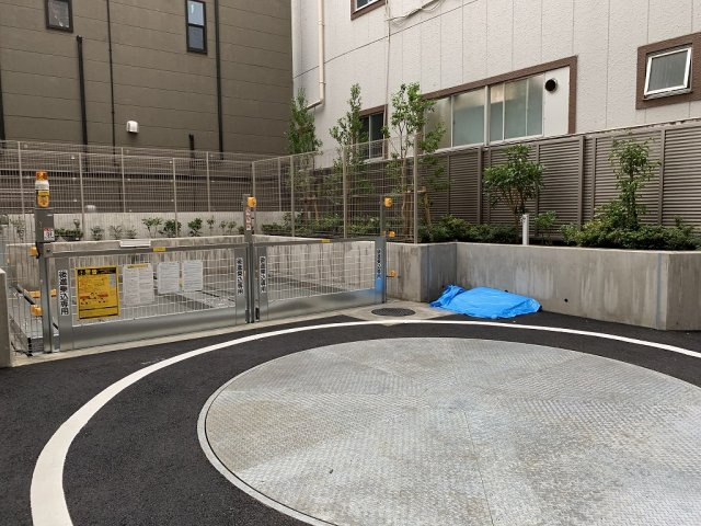 フレンシア文京関口の駐車場