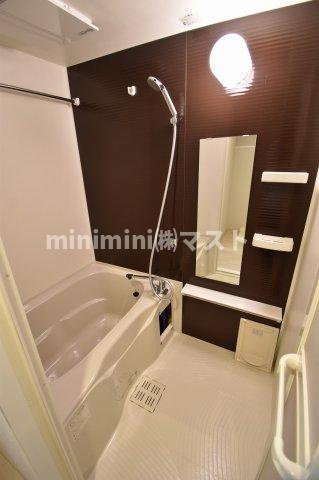 ミラージュパレス玉造デフィの浴室