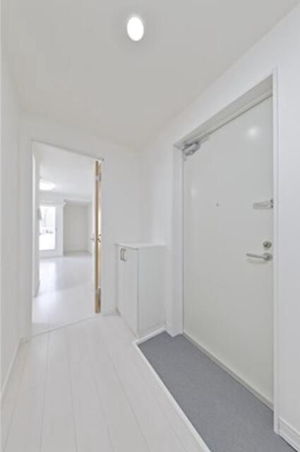 アーバンタワー池袋の玄関