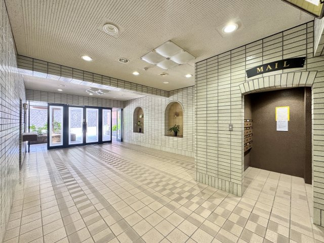 リヴァージュ高林のロビー|ロビーの写真になります。