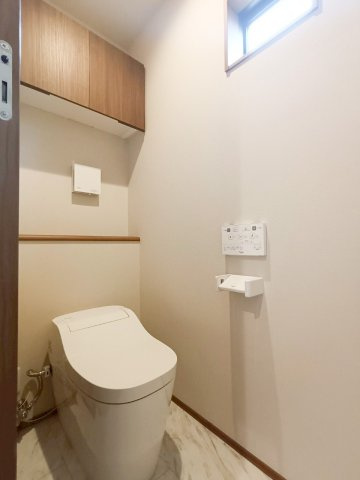 八潮市　古新田　新築戸建　　全1棟のトイレ|清潔感のあるトイレです