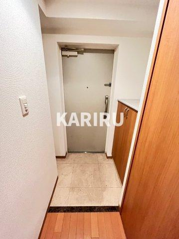 エス・キュート城東中央の玄関