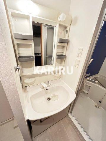 エス・キュート城東中央の洗面所