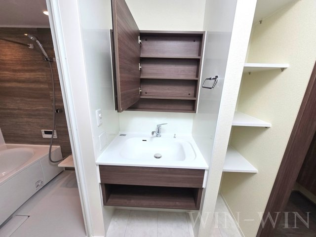 D-avance柱 Ⅰの独立洗面台