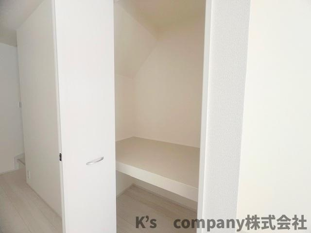 茅ヶ崎市松浪2丁目　新築戸建　3号棟の収納|あると嬉しいリビング収納☆