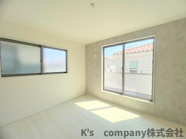 茅ヶ崎市松浪2丁目　新築戸建　3号棟の洋室|洋室７帖◇