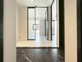 【玄関】 | マニフィーク北桜塚