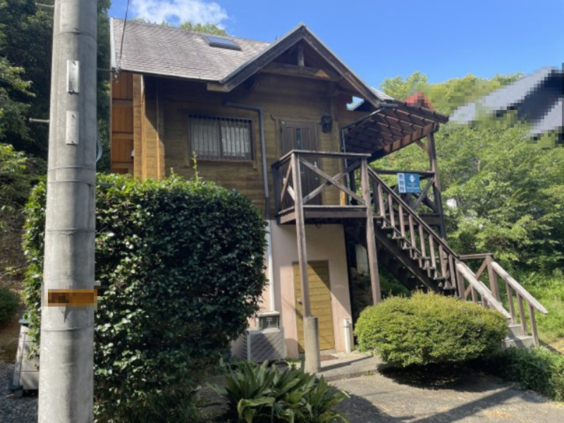 高島市新旭町熊野本中古ログハウスの外観