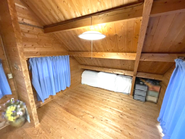 高島市新旭町熊野本中古ログハウスの内装