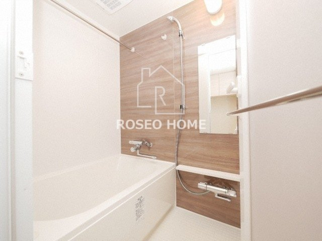 エル・セレーノ大阪天神橋の浴室