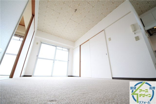 シャトラン藤江の居間・リビング|※類似部屋