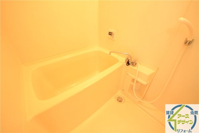 シャトラン藤江の浴室|※類似部屋