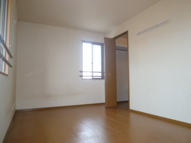 サンジェイド【10，000円キャッシュバック対象物件】の洋室|きれいな洋室です