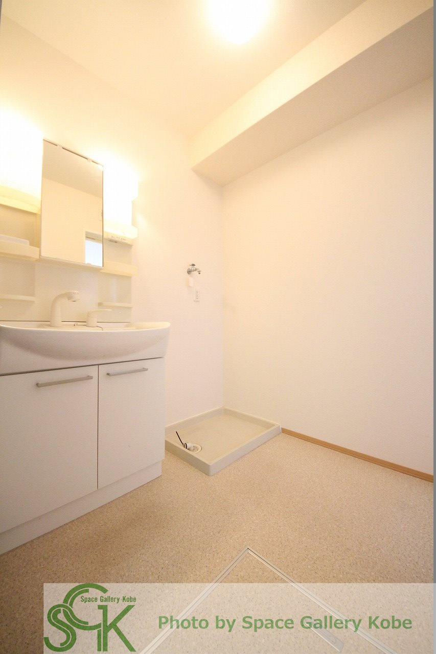 ヴァンドミール流田の洗面所|※お部屋により仕様が異なる場合があります※