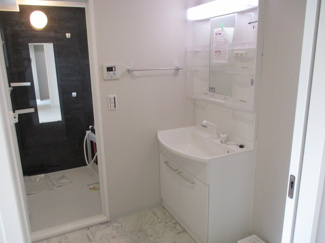 【独立洗面台】 | フェリスメゾン嘉真－MIHARA・LEBEN－