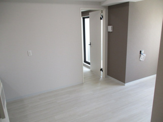 【居間・リビング】 | フェリスメゾン嘉真－MIHARA・LEBEN－