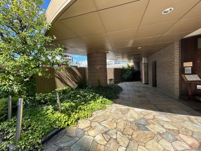 【エントランス】 | グドゥウエル新石切