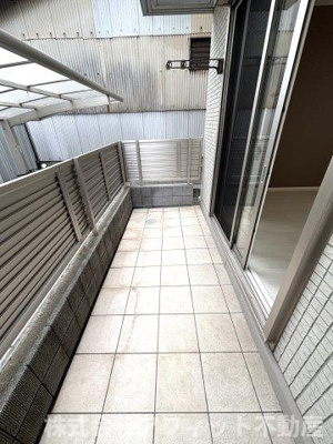 【バルコニー】 | メルヴェーユ | 南向き